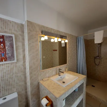 Georgia - Secteur Sofitel, 1' - By Tgb *